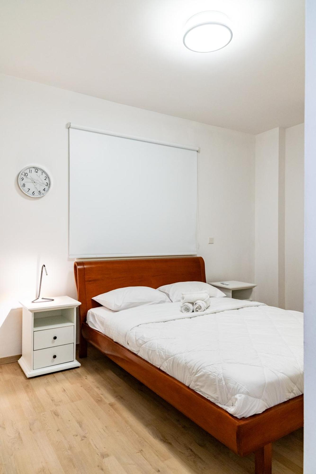 Earth Apartment Larnaca Buitenkant foto
