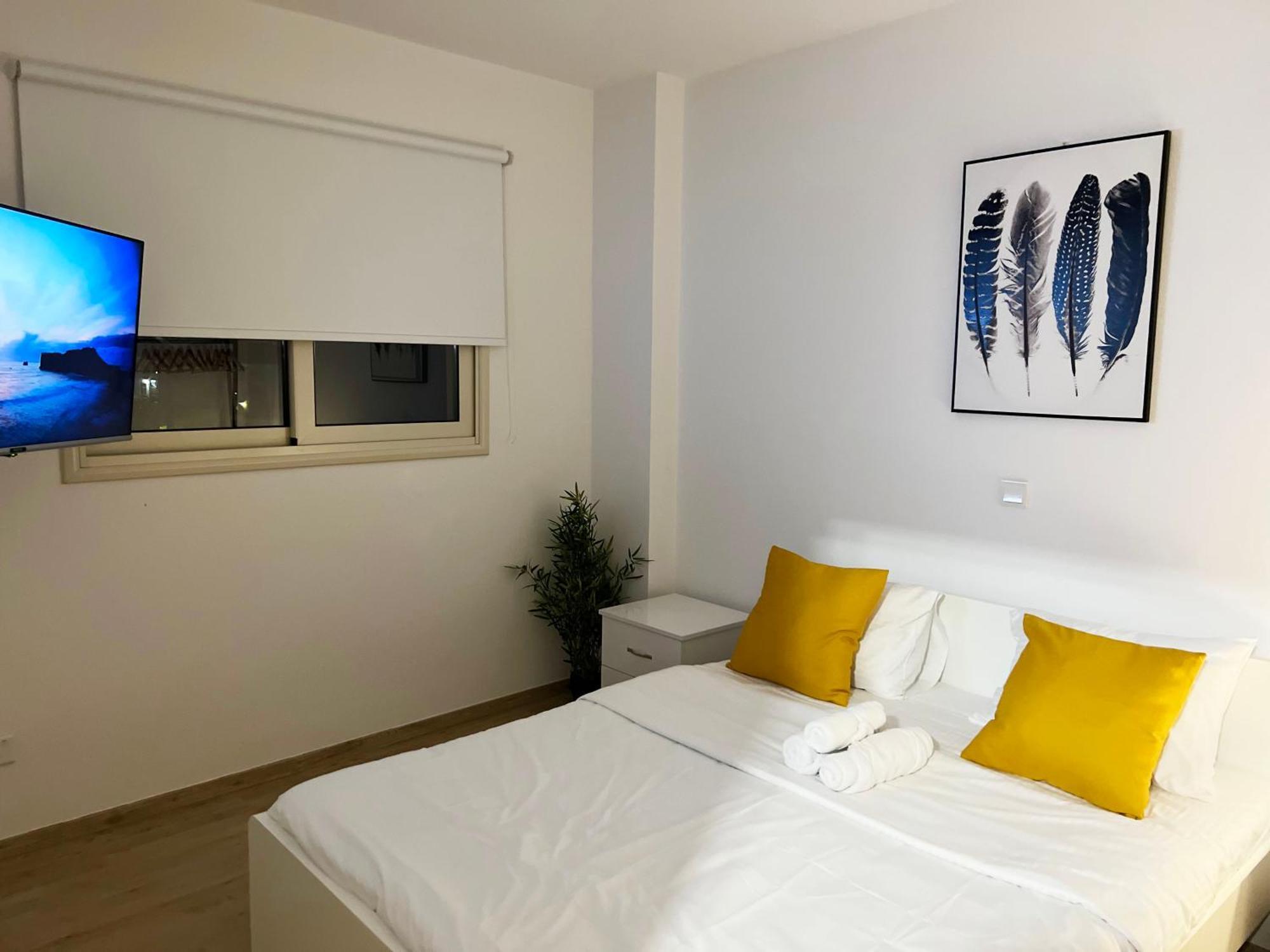 Earth Apartment Larnaca Buitenkant foto